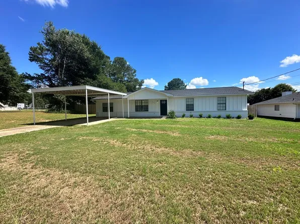 155 Sandstone Dr, Dothan, AL 36303