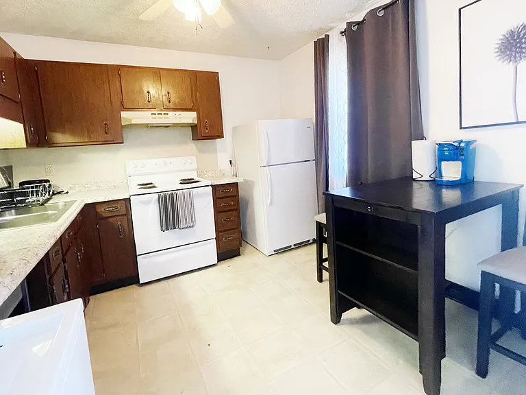 3170 Tiffany Ct #3170 — Photo 2