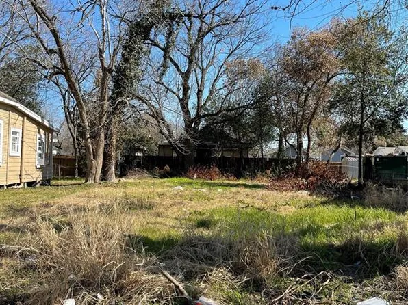 2711 Alabama St, Houston, TX 77004