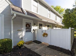 20337 Williamsburg Ct #310D, Middleburg Heights, OH 44130