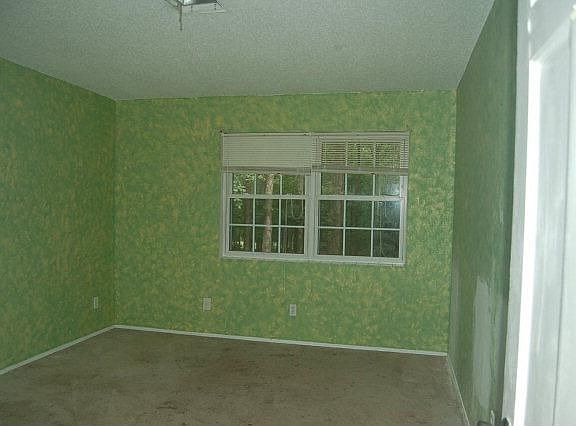 3rd image of 3616 Jamaica Dr