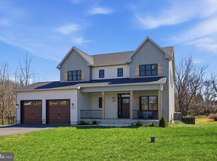 1434 Cloverdale Rd, Charles Town, WV 25414