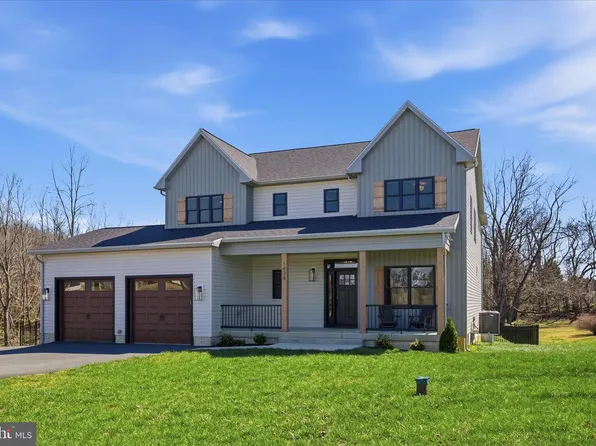 1434 Cloverdale Rd, Charles Town, WV 25414