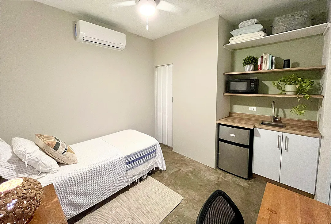 1420 Aloa — Photo 2