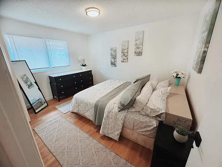 310 & 312 Bolin St #312 — Photo 11