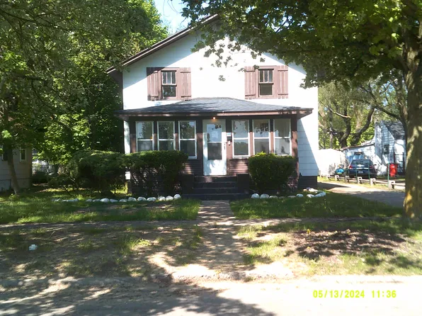 1266 Union Ave, Benton Harbor, MI 49022
