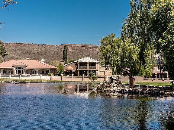 2nd image of 665 Country Club Dr