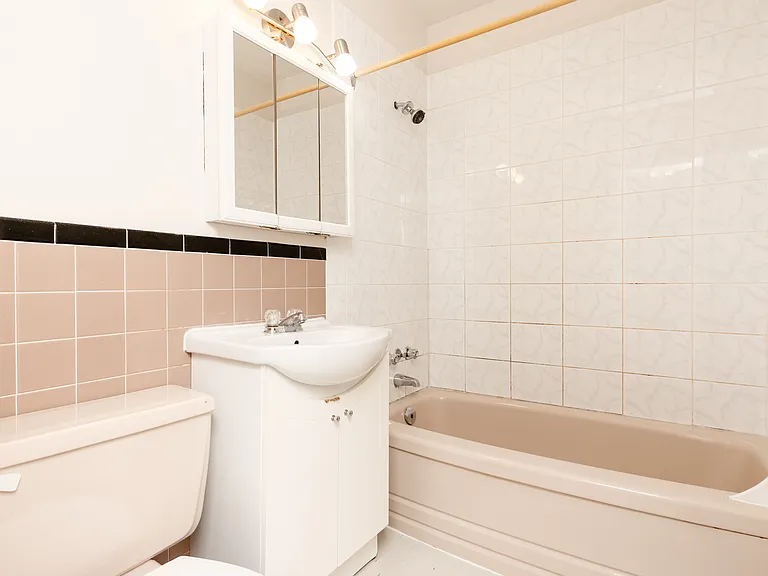 365 Edison Ave #202 — Photo 19