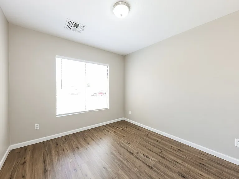 12530 W Willow Ave — Photo 14