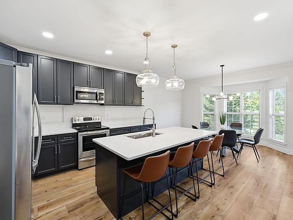 2nd image of 3637 Amick Way