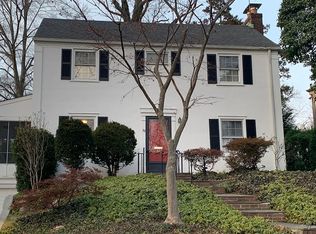 33 Rocky Wood Rd, Manhasset, NY 11030