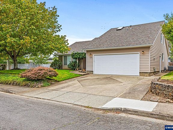 2nd image of 5219 Spring Leaf Ct N