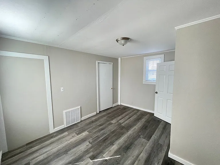 336 Amherst St #1 — Photo 20