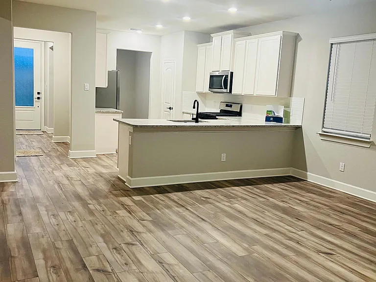 1032 Calhoun Dr — Photo 18