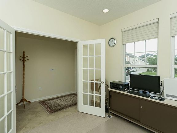 5th image of 463 Captiva Dr