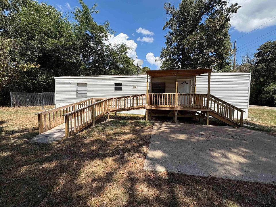 1st image of 864 Elizabeth Dr