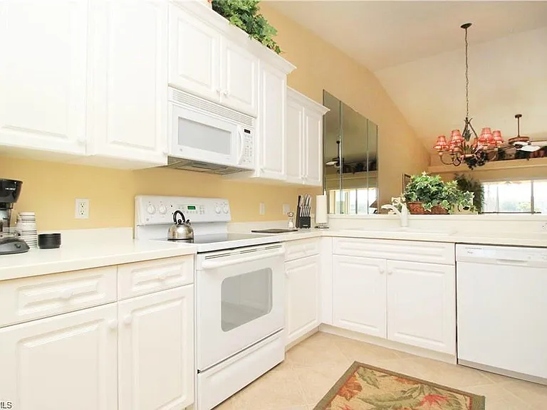 2820 Cypress Trace Cir #2023 — Photo 14
