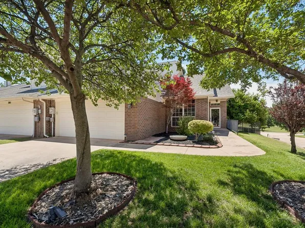 701 Doe Trl, Edmond, OK 73003