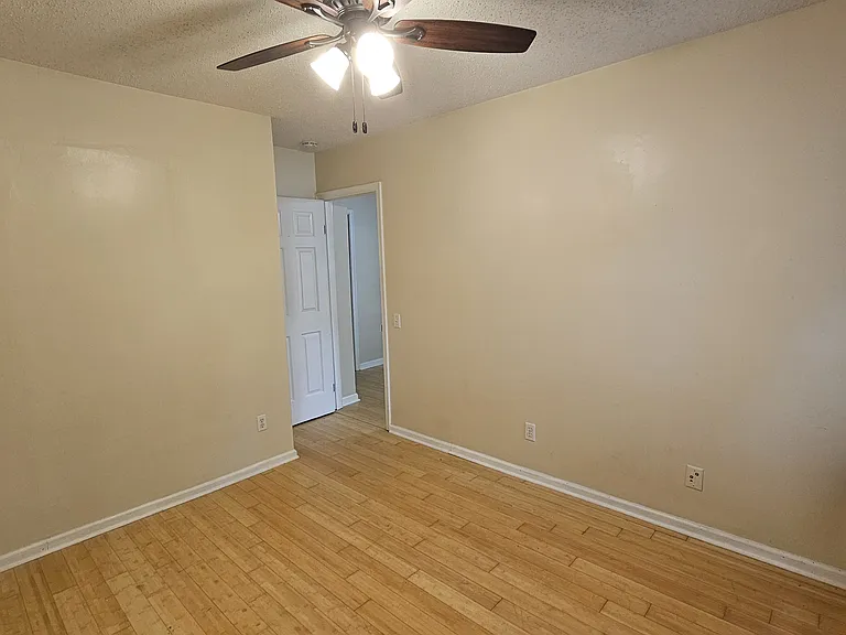 1520 Bridle Creek Blvd — Photo 12