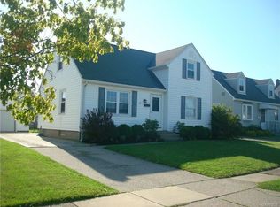 13 Isabelle Rd, Cheektowaga, NY 14225
