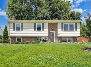 830 Peyton St, Roanoke, VA 24019