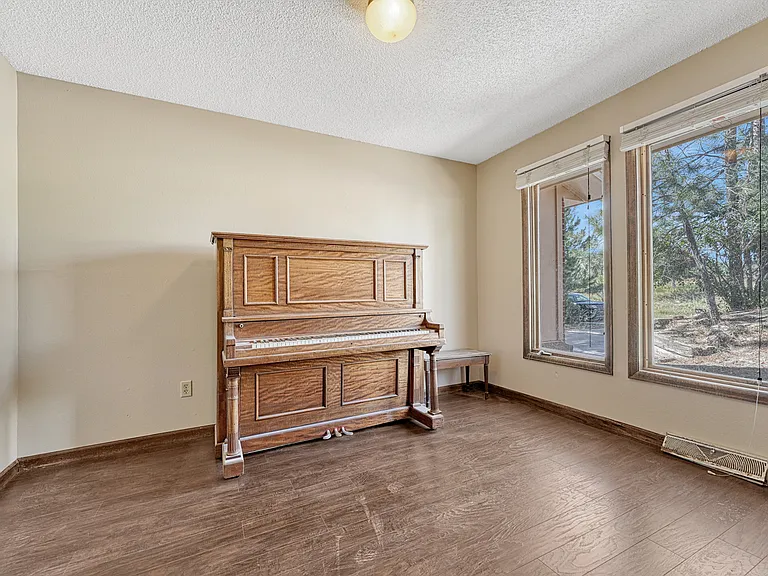 7932 E Windcrest Row — Photo 11