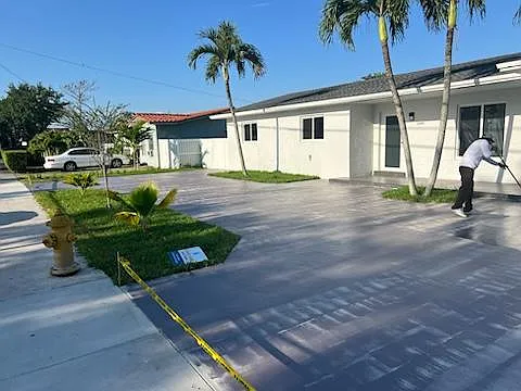 3300 SW 127th Ave — Photo 2