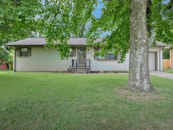 3001 Eastbrooke Dr, Evansville, IN 47711