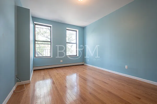 Rented by Brick&Mortar | media 60