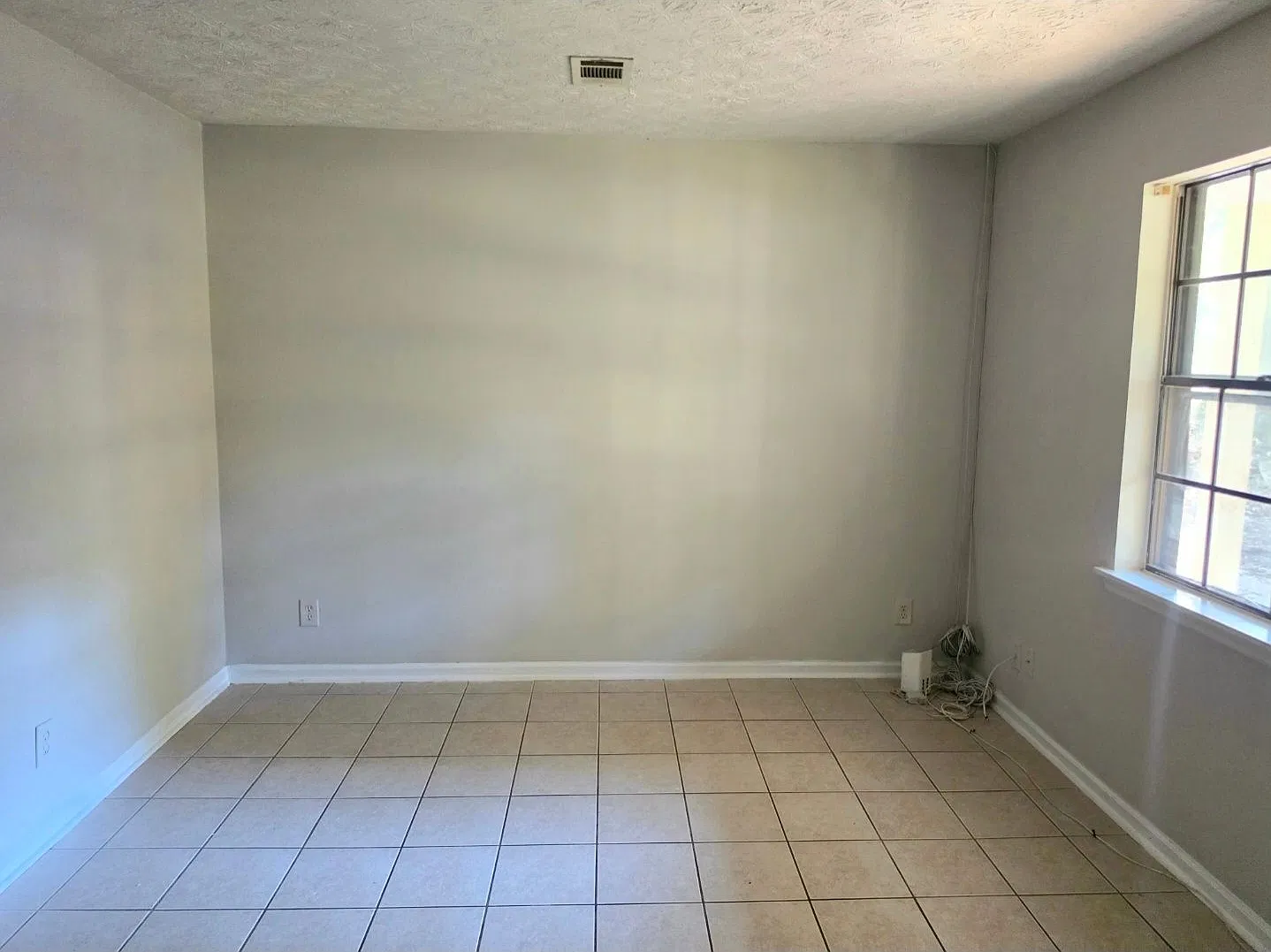 Immediate Move-in 3 Bedroom,1.5 bath in Rex, GA 30273 — Photo 3