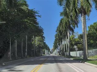 2716 1st St, Fort Myers, FL 33916