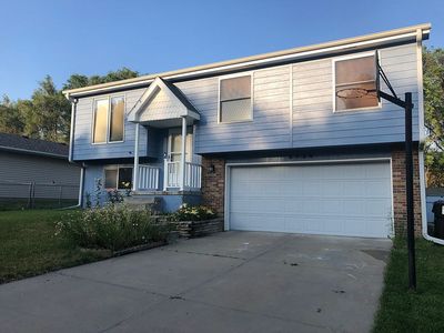2720 NW 7th St, Lincoln, NE, 68521