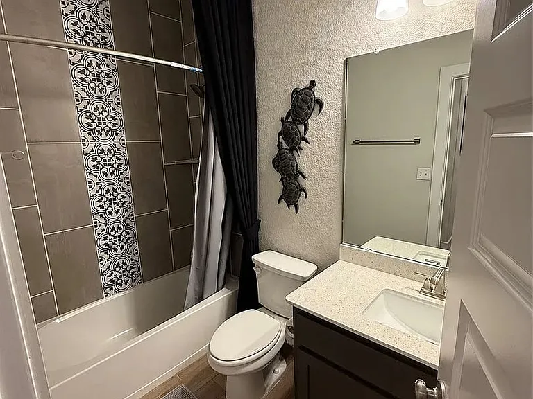 813 Craven Hill Ln — Photo 9