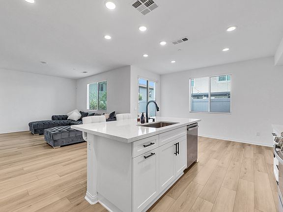 3rd image of 24047 Ashton Rd #125