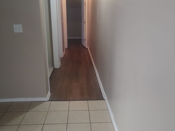 5th image of 624 W Iowa Ave #624