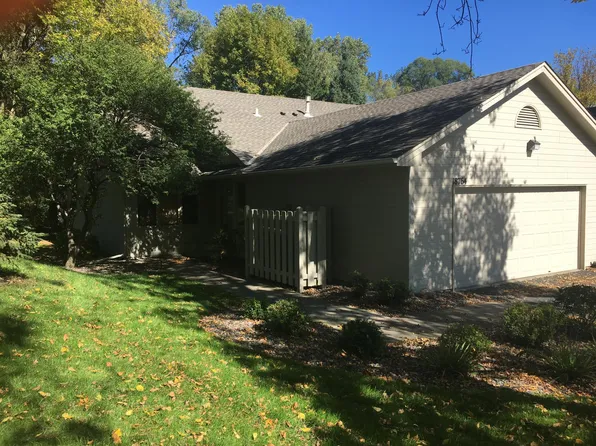 18764 Clear View Ln, Minnetonka, MN 55345