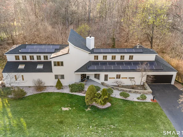 25 Surrey Drive, Cheshire, CT 06410