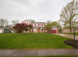 13830 Lodge Dr, North Royalton, OH 44133