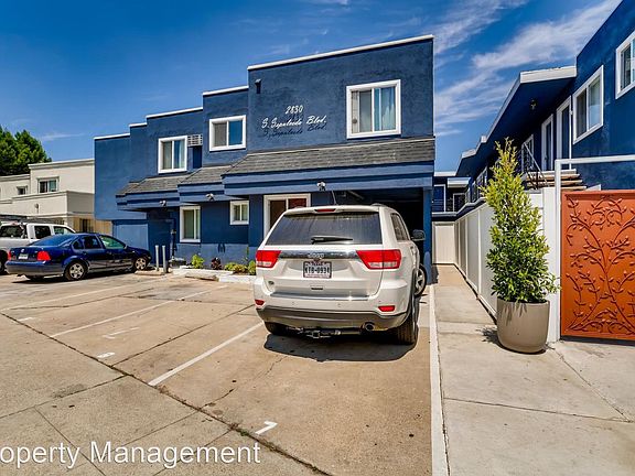 3rd image of 2830 S Sepulveda Blvd #14