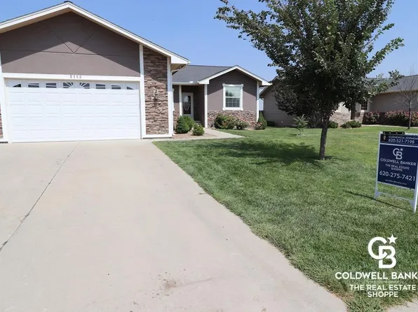 2155 Pioneer Rd, Garden City, KS 67846