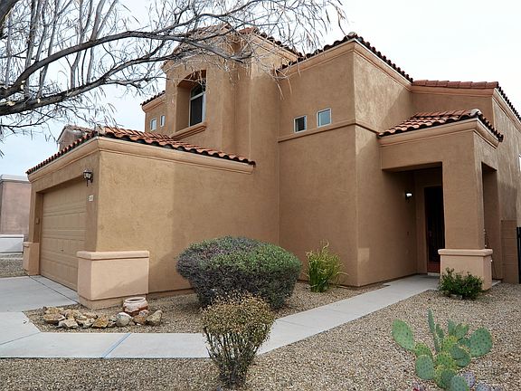 3rd image of 2480 N Avenida Mena