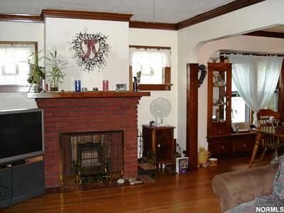 2nd image of 1820 Wexford Ave