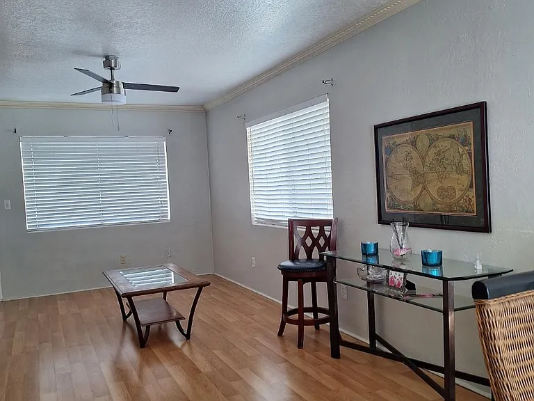 303 Ridge Blvd #206 — Photo 5