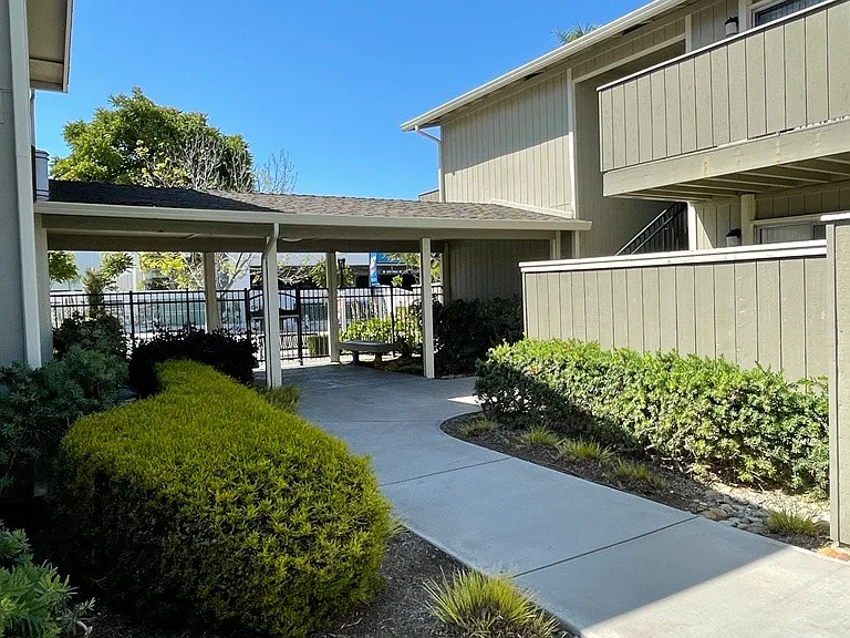 390 S Sunnyvale Ave #2 — Photo 7