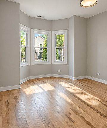 3rd image of 2223 W Taylor St #1