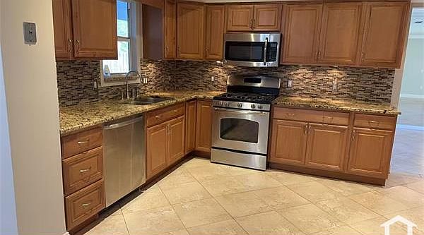 2nd image of 11901 NW 29th St