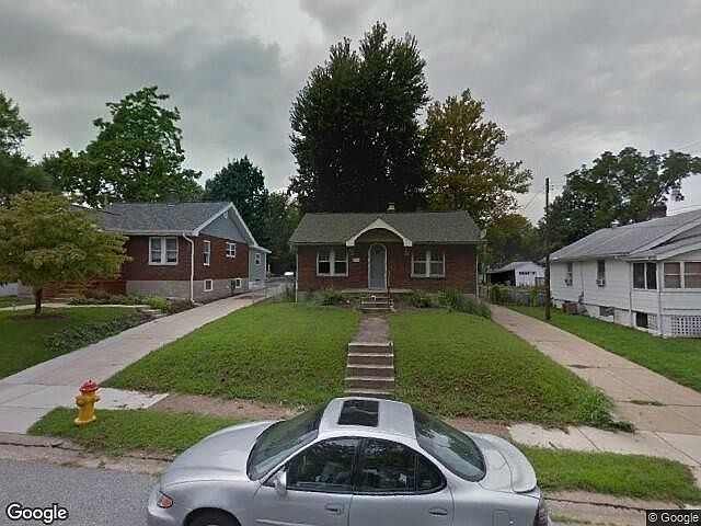 1st image of 2213 Wismer Ave