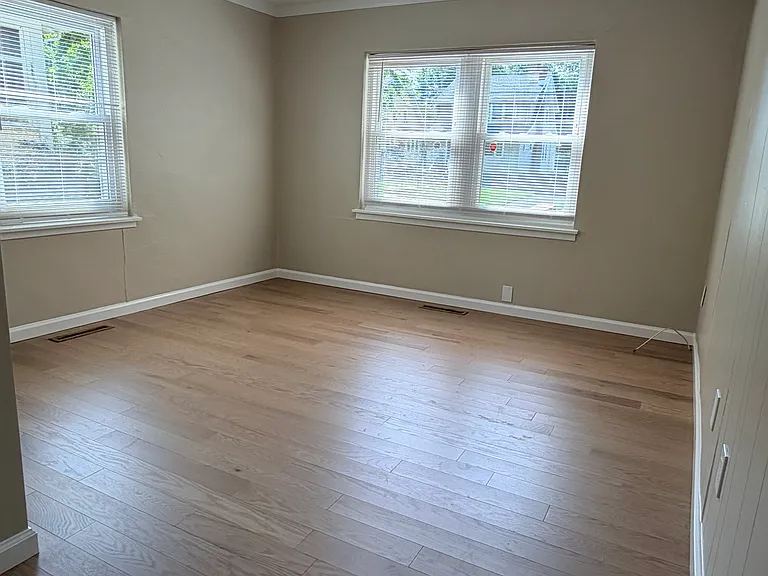 151 E Bettlewood Ave #A — Photo 16