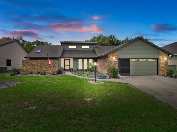 35046 Smoketree Ln, Dade City, FL 33523