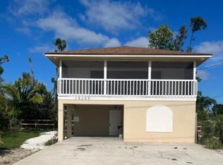 18200 Phlox Dr, Fort Myers, FL 33967